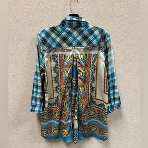 Aratta Silent Journey Plaid Button Down Silky Printed Back Top Size Large